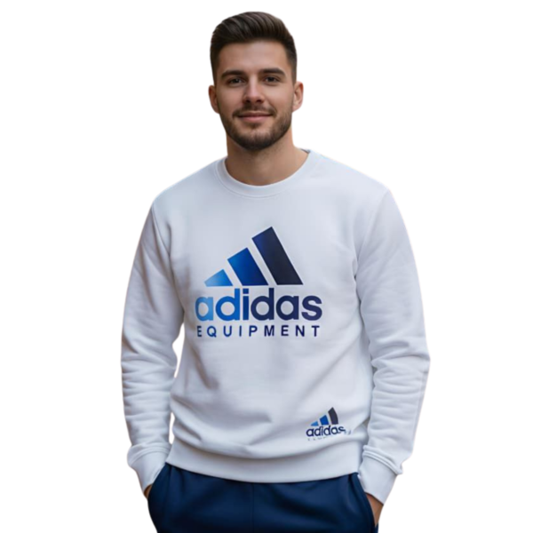 تيشيرت راوند شتوي مطبوع ابيض